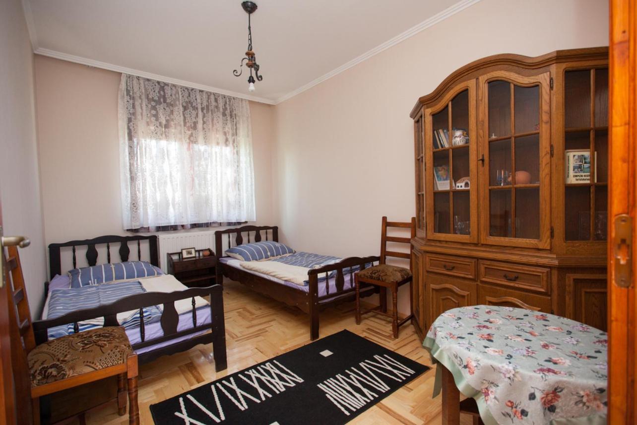 Gedeon Tanya Panzió Jakabszallas Exterior foto
